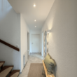 Flur EG - ***Provisionsfrei***Hochwertig modernisierte Doppelhaushälfte mit 4 Zimmern, Garten & Garage!