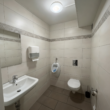 Kunden Toilette - *PROVISIONSFREIE* Gewerbeeinheit mit flexiblem Raumkonzept und vielseitiger Nutzungsmöglichkeit!