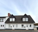 Doppelhaushälfte - Renditestarke Kapitalanlage: Gepflegtes Mehrfamilienhaus mit 5 Wohneinheiten & 3 Gewerbeeinheiten !