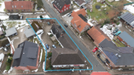 Drohnenansicht - Renditestarke Kapitalanlage: Gepflegtes Mehrfamilienhaus mit 5 Wohneinheiten & 3 Gewerbeeinheiten !