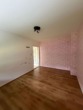 Schlafzimmer 2 - Zweifamilienhaus mit Garten & Wintergarten – Sanierungsobjekt mit Potenzial in Bremen!