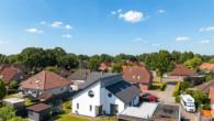 Drohnenansicht - Luxuriöses Architektenhaus mit Einliegerwohnung, Kamin & Premium-Ausstattung – *PROVISIONSFREI*